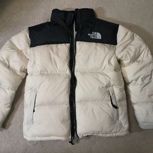 The North Face Men's Black and Cream Puffer Jacket